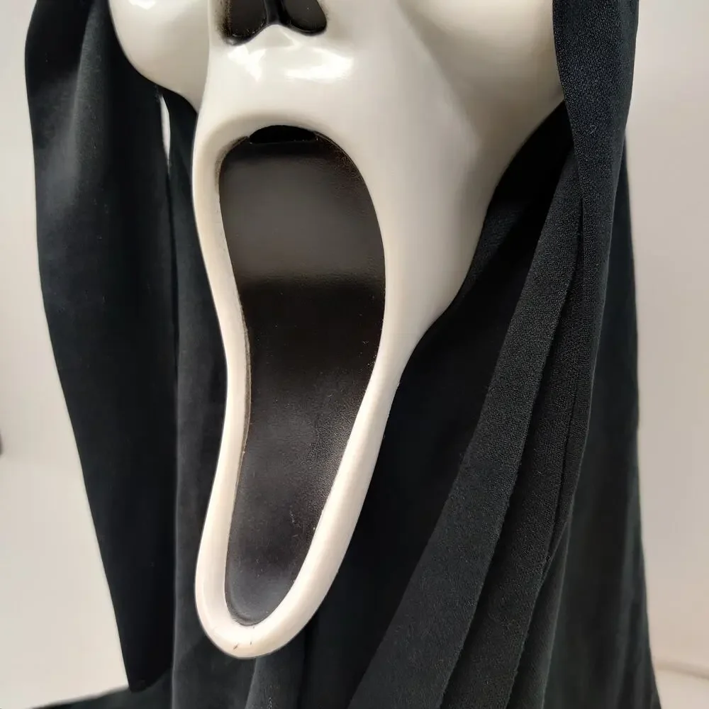Ghostface Scream Mask Easter Unlimited 2011 Smooth Chin Soft PVC Halloween Ghoul